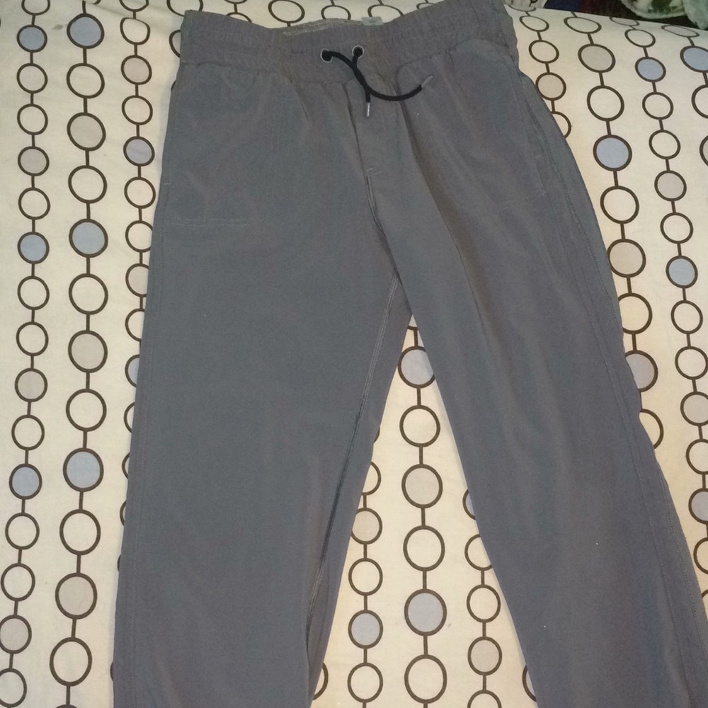 Grey ivivva joggers